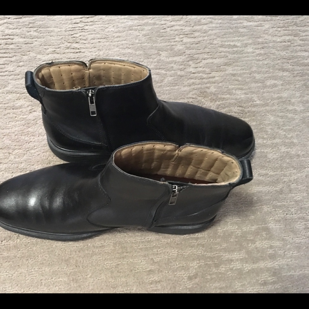Clarks Men’s Leather Ankle Boot Sz 12M